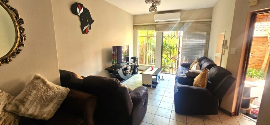 To Let 3 Bedroom Property for Rent in Safari Gardens North West